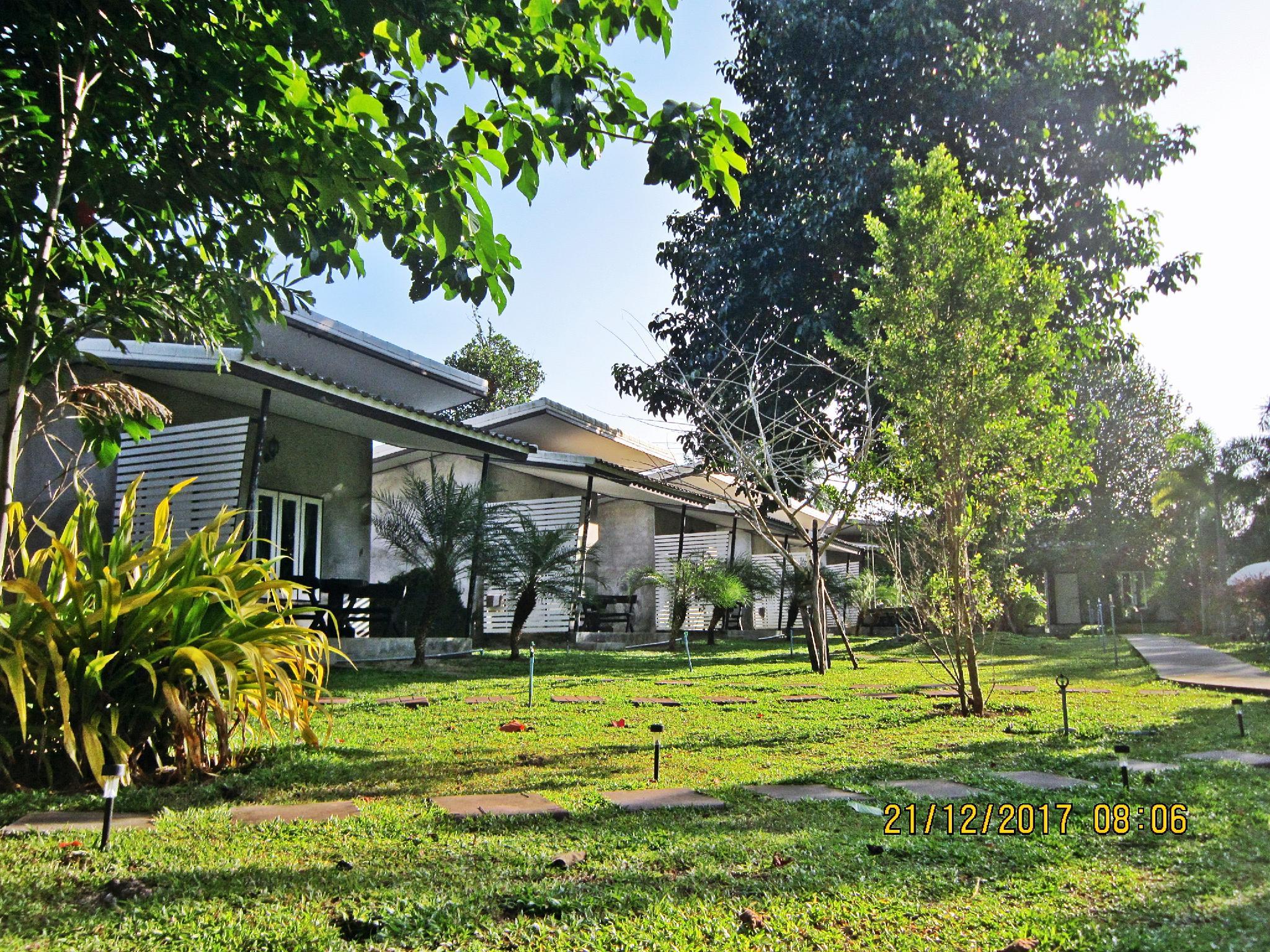 V Valley Resort 49/55