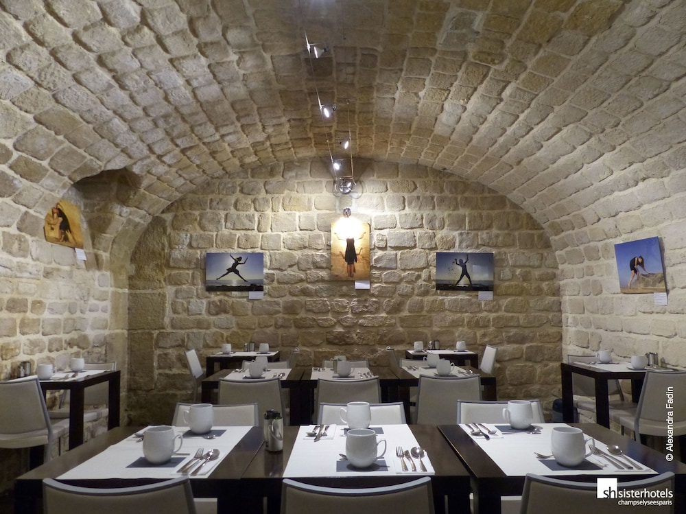 Hotel Elysee Regencia 43/50