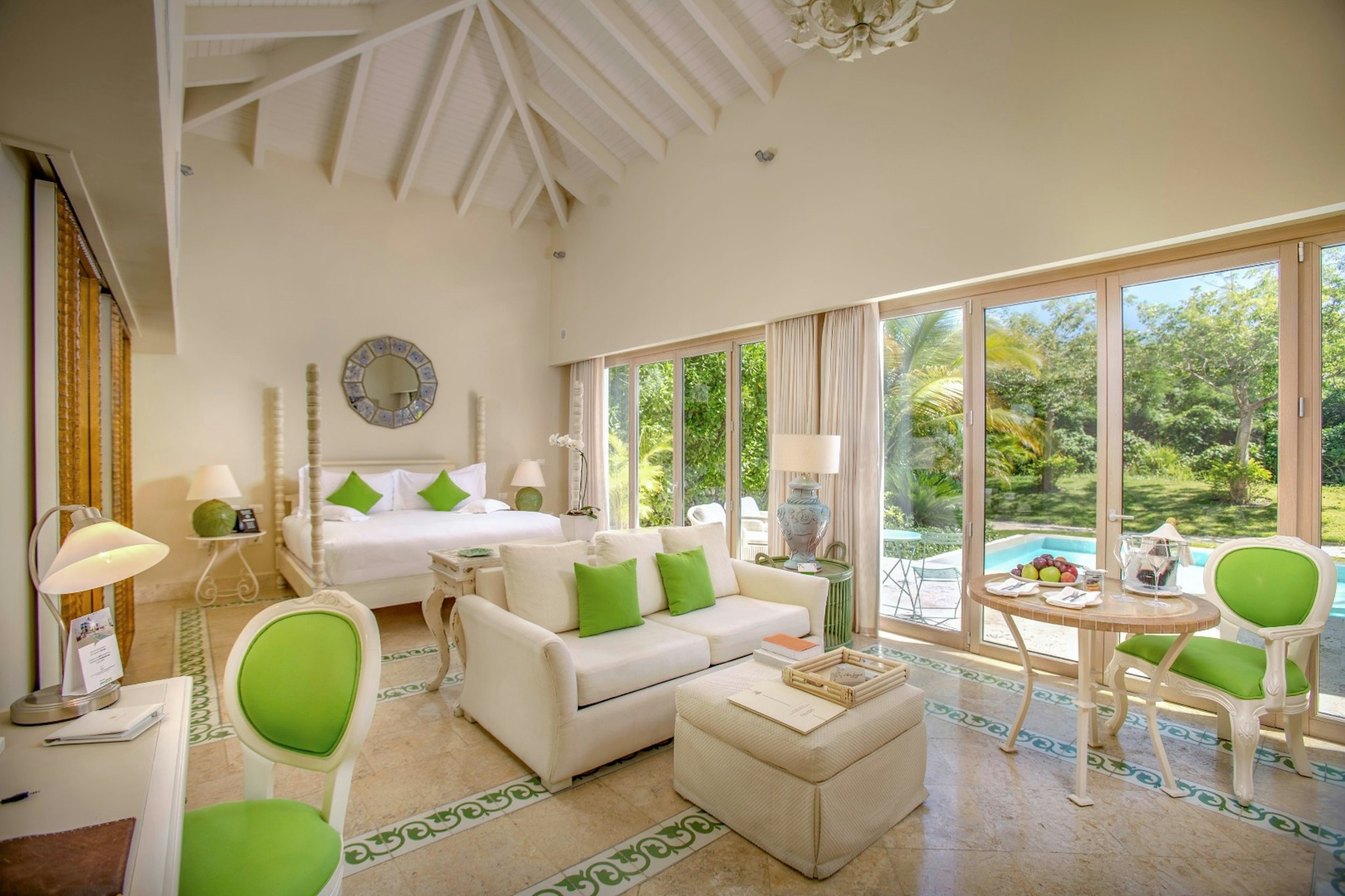Eden Roc At Cap Cana 76/102