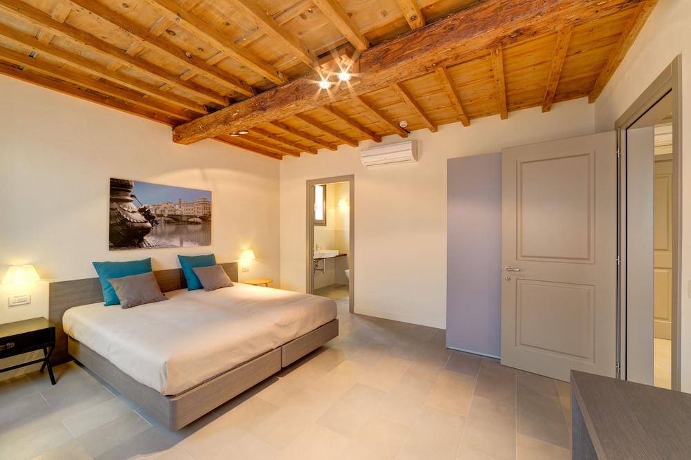 Palazzo Mannaioni Suites 20/69