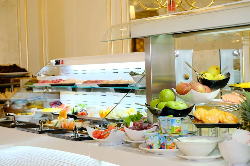 Dekalb Hotel Istanbul 24/50
