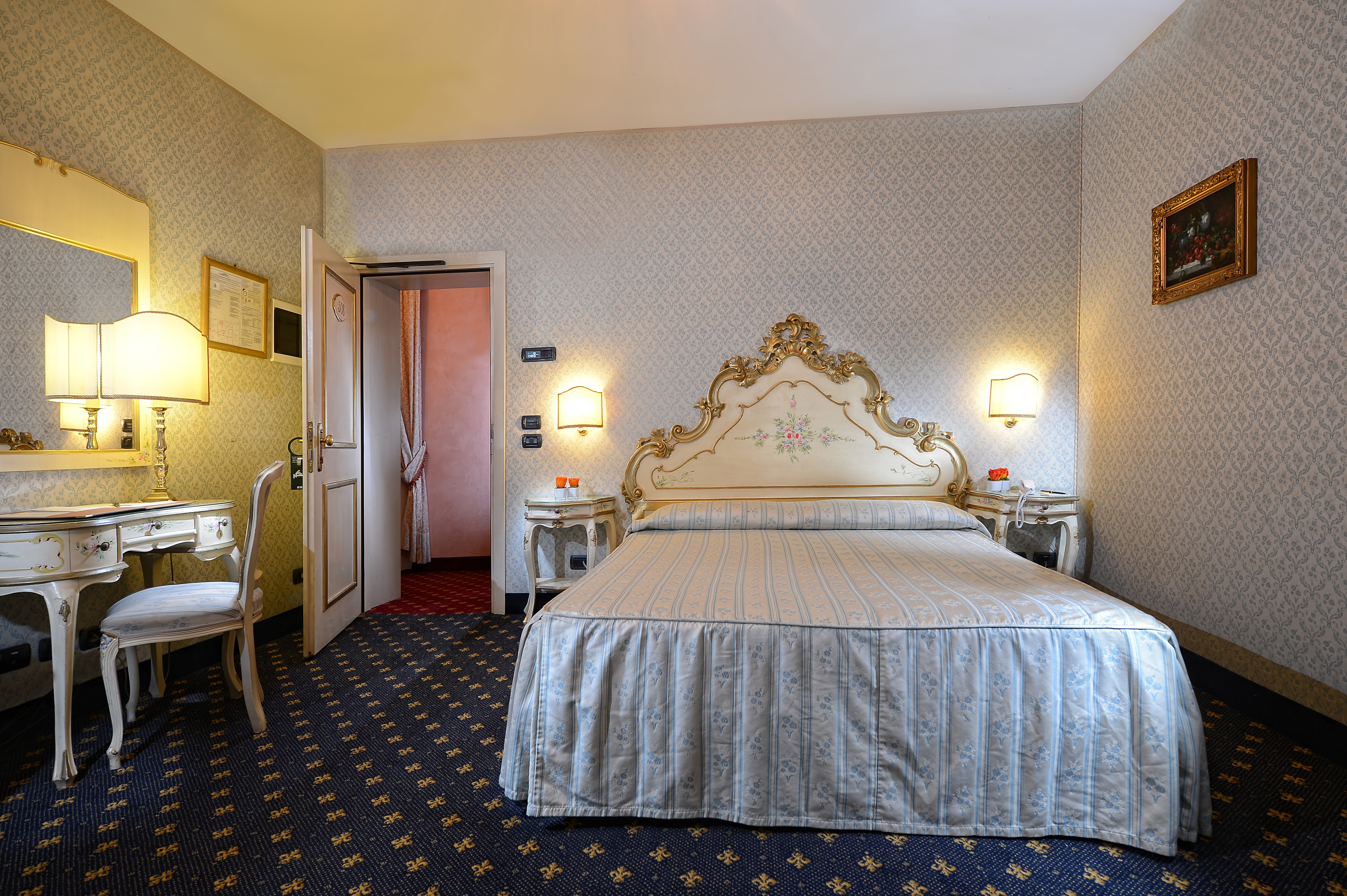 STANDARD, DOUBLE OR TWIN BED