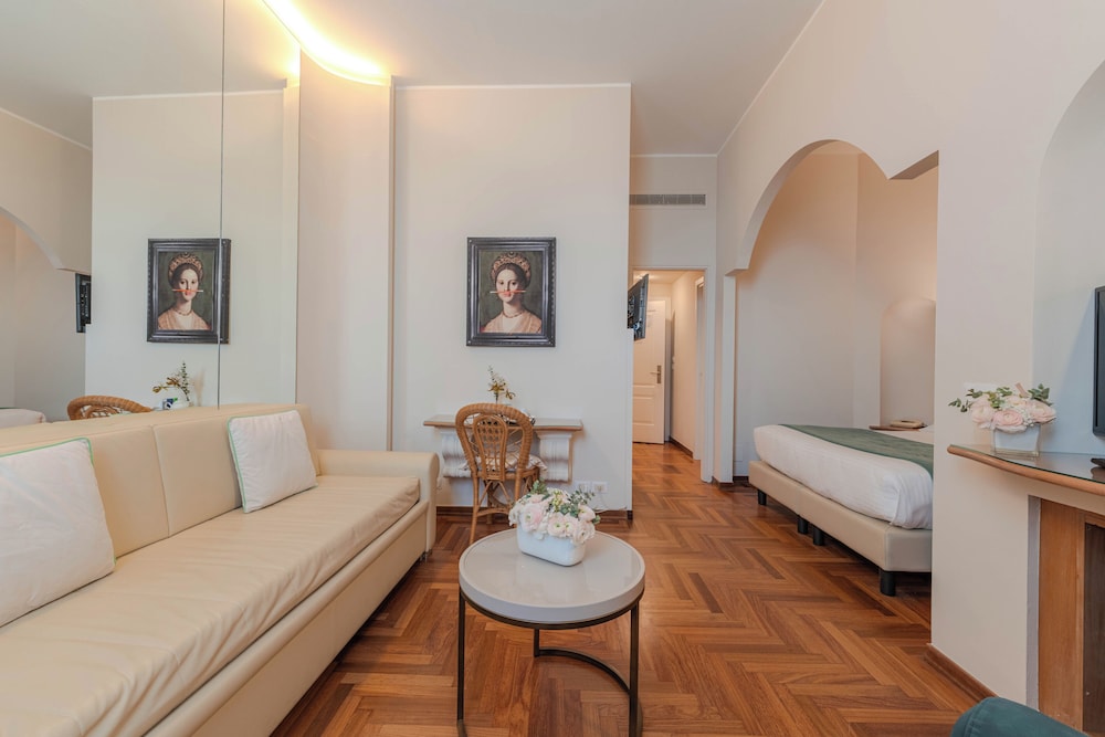 Lolli Hotel Palace 25/41