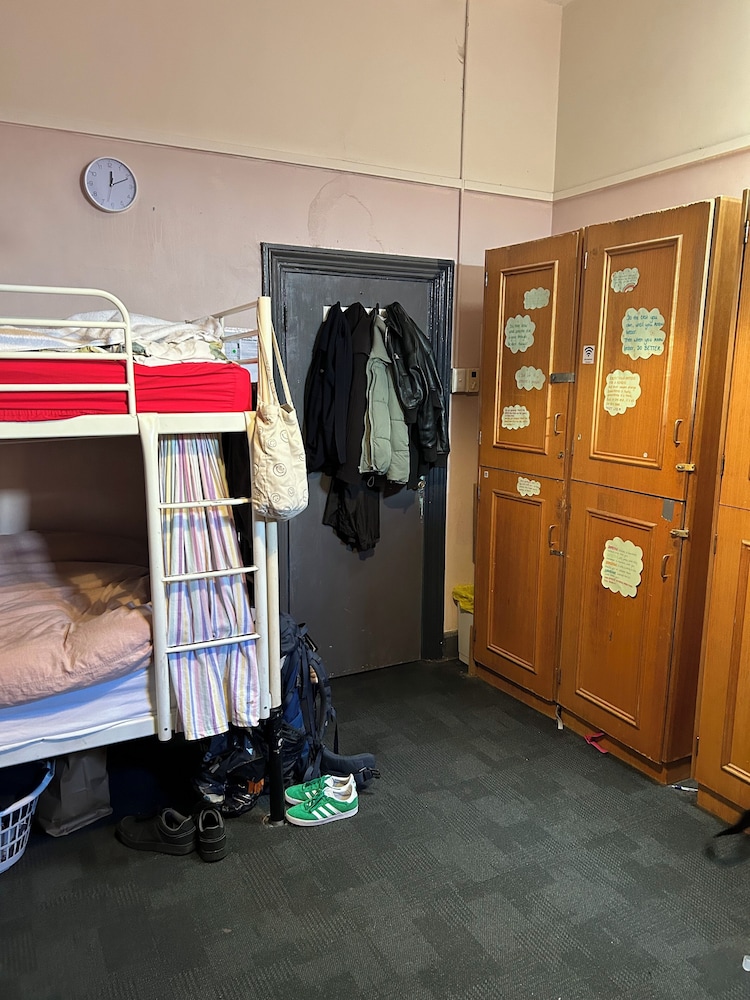 The Shiralee - Hostel 28/57