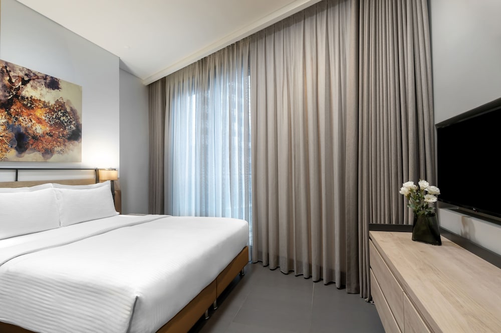 1 BEDROOM, LUXURY, SUITE