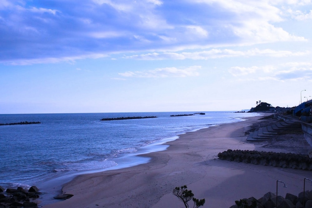 Isohara Seaside Hotel 40/44