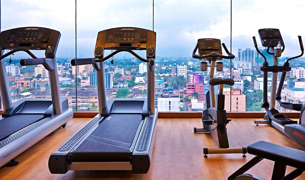 Radisson Hotel Colombo 38/62