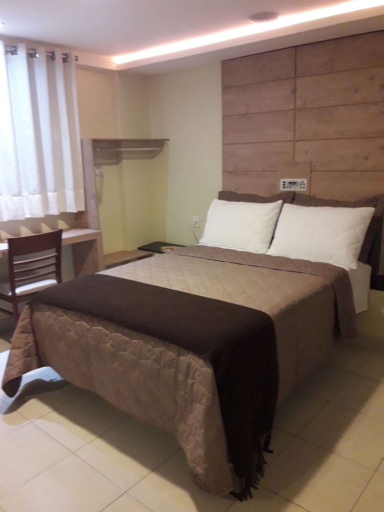 HOTEL SEMPRE EXECUTIVE 9/67