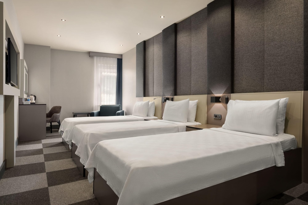 Superior, 3 Beds