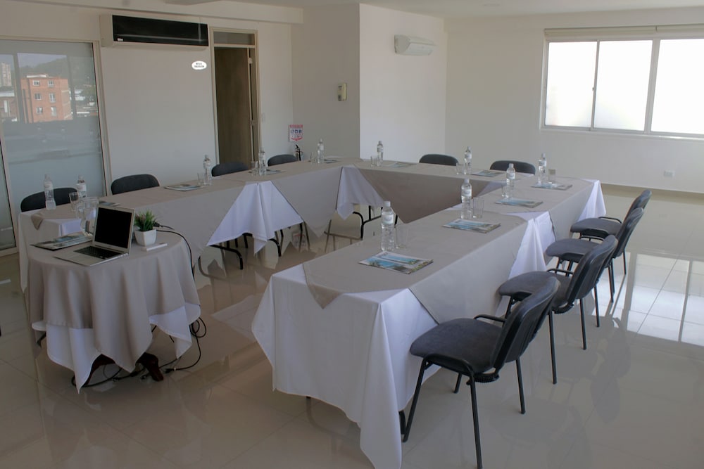 Suite Comfort Hotel 53/65