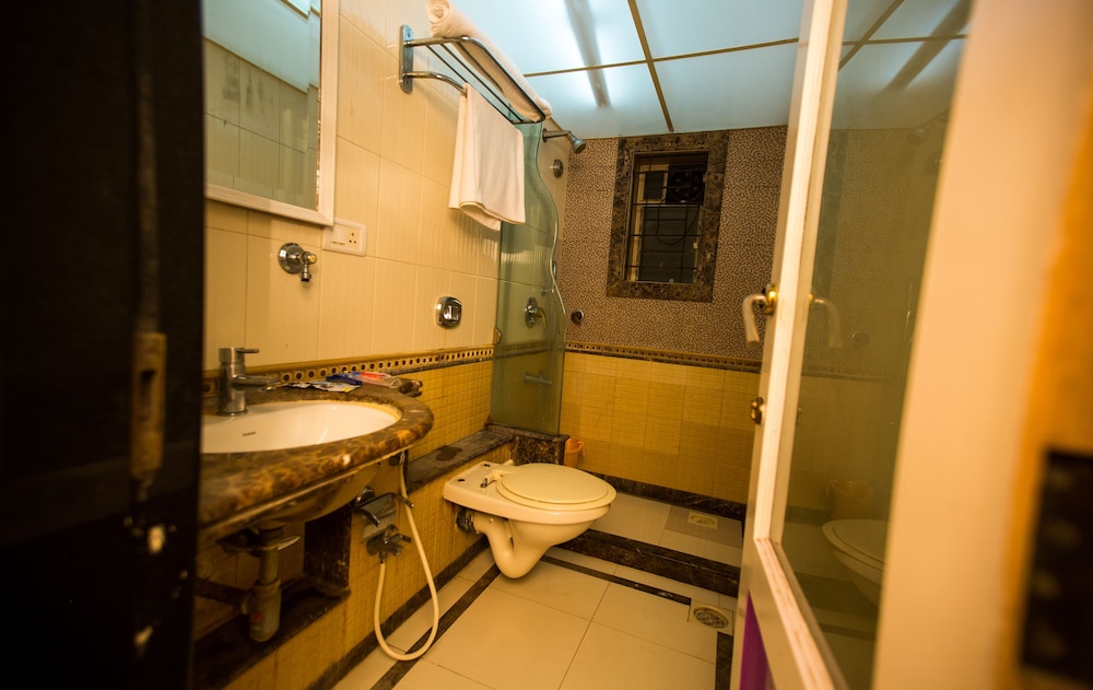 Hotel Ashwin 32/35