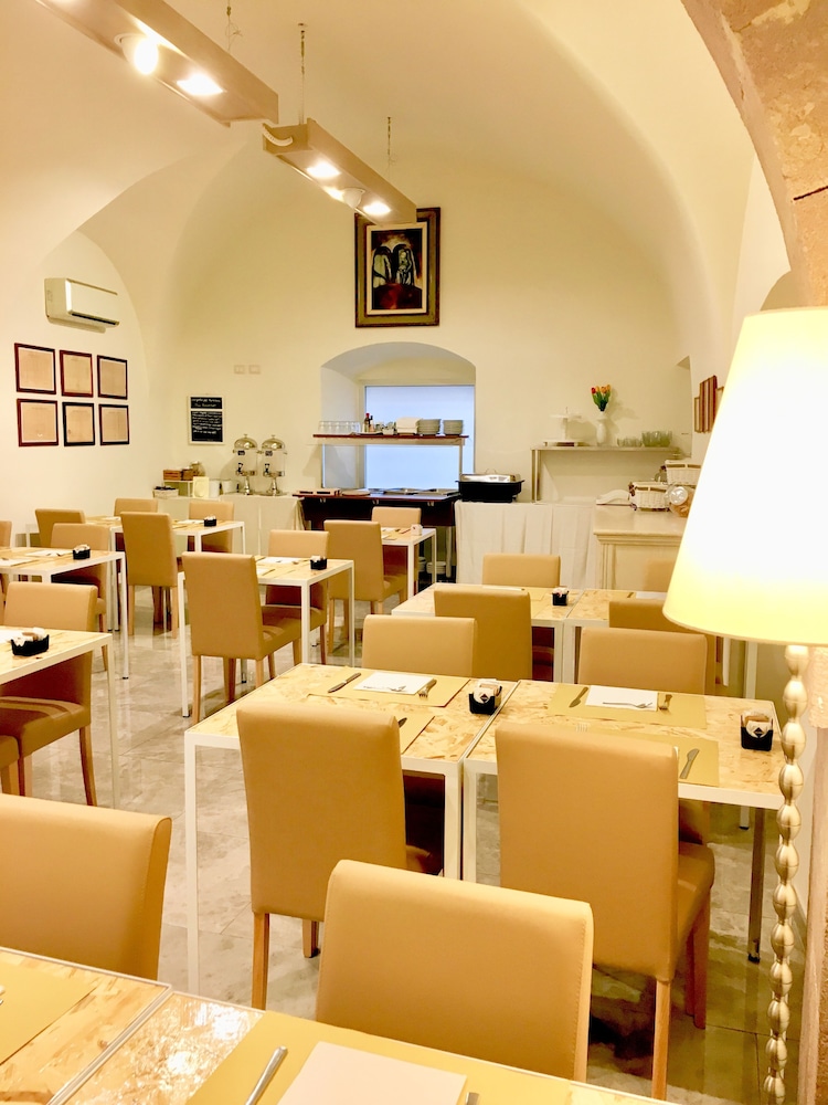 Hotel Palazzo Sa Pischedda 58/78