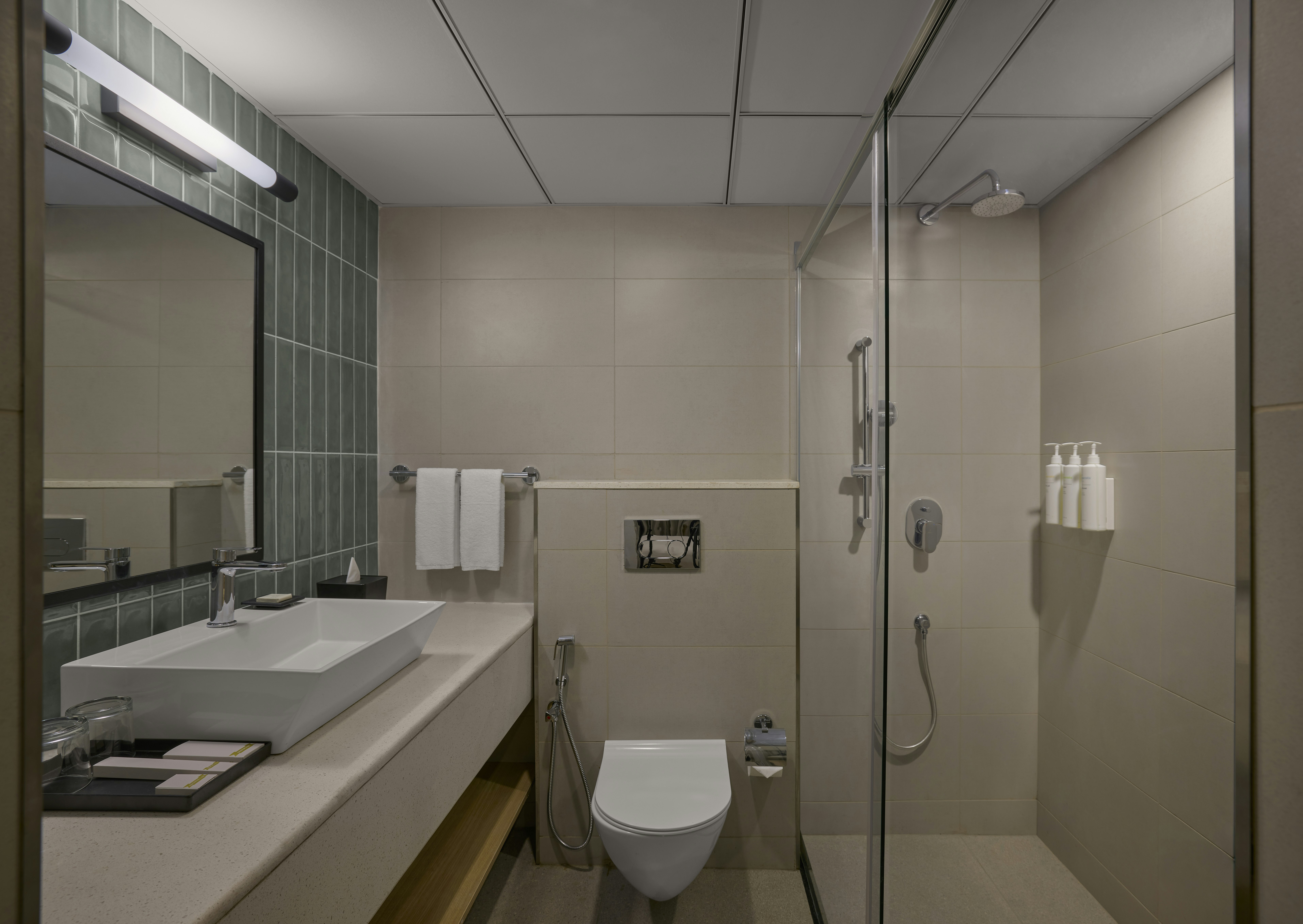 Room, King Bed, Balcony, Spark by Hilton Bengaluru Marathahalli Outer Ring Road 2/2