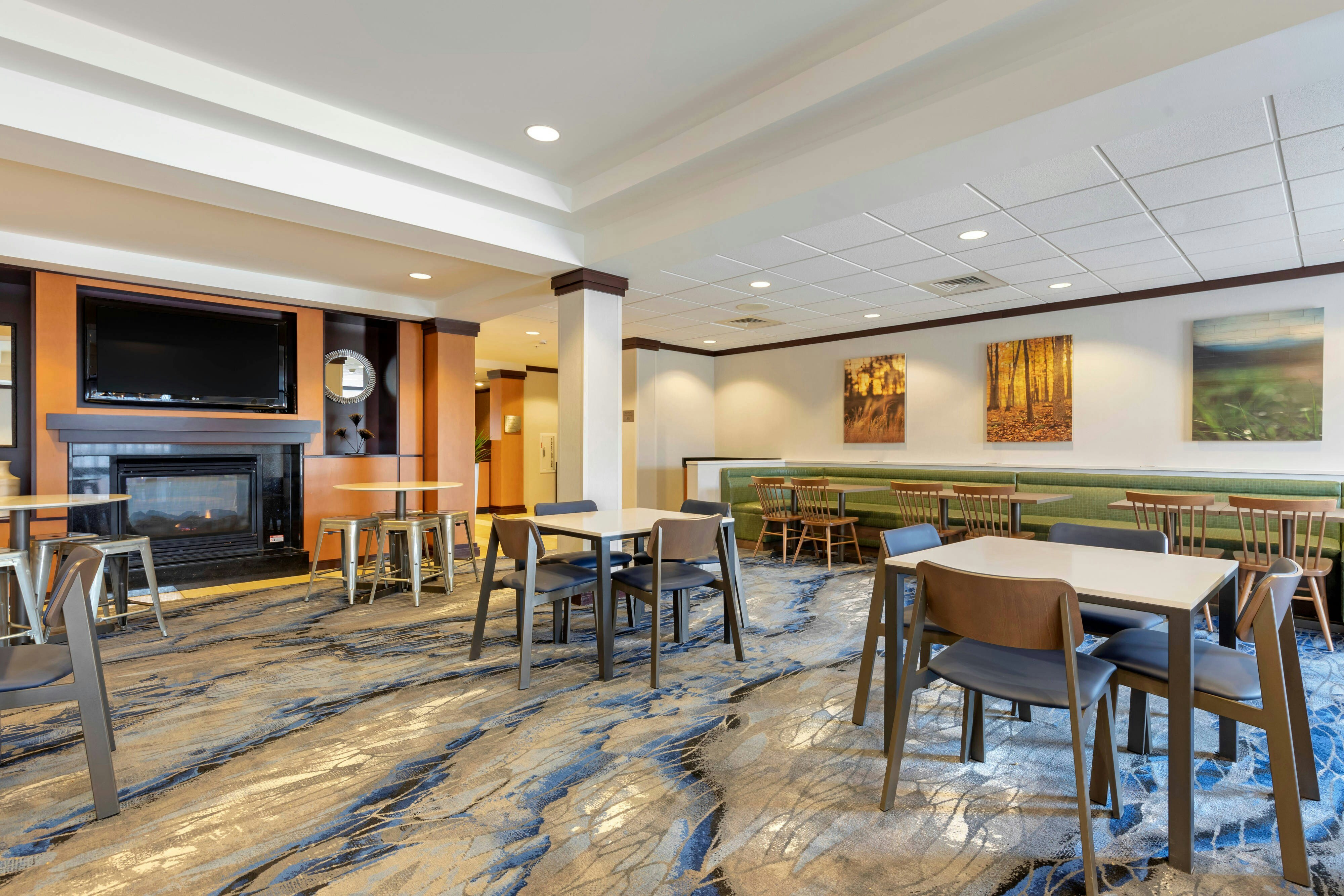 Fairfield Inn Suites Rockford 36/46