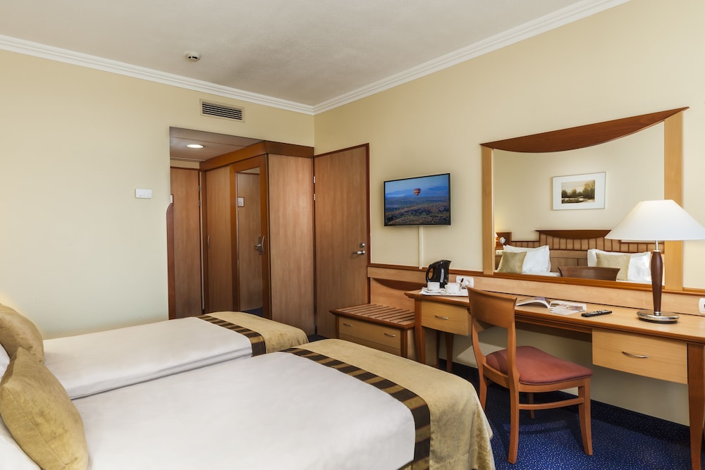 Danubius Hotel Helia 18/54