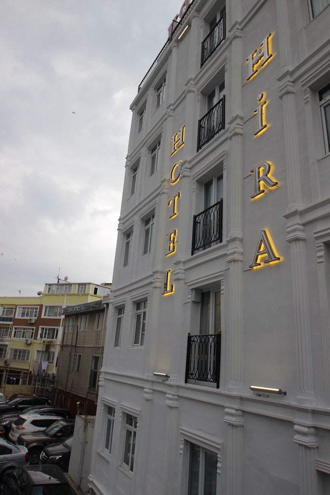 Hira Hotel 8/57