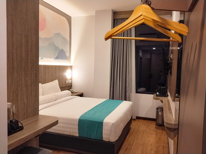 Superior, Queen Bed