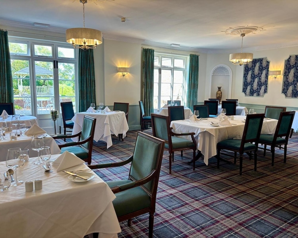 Corse Lawn House Hotel 38/49