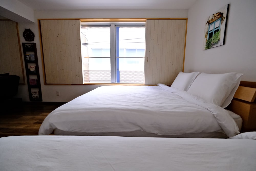 Rooms 14/50