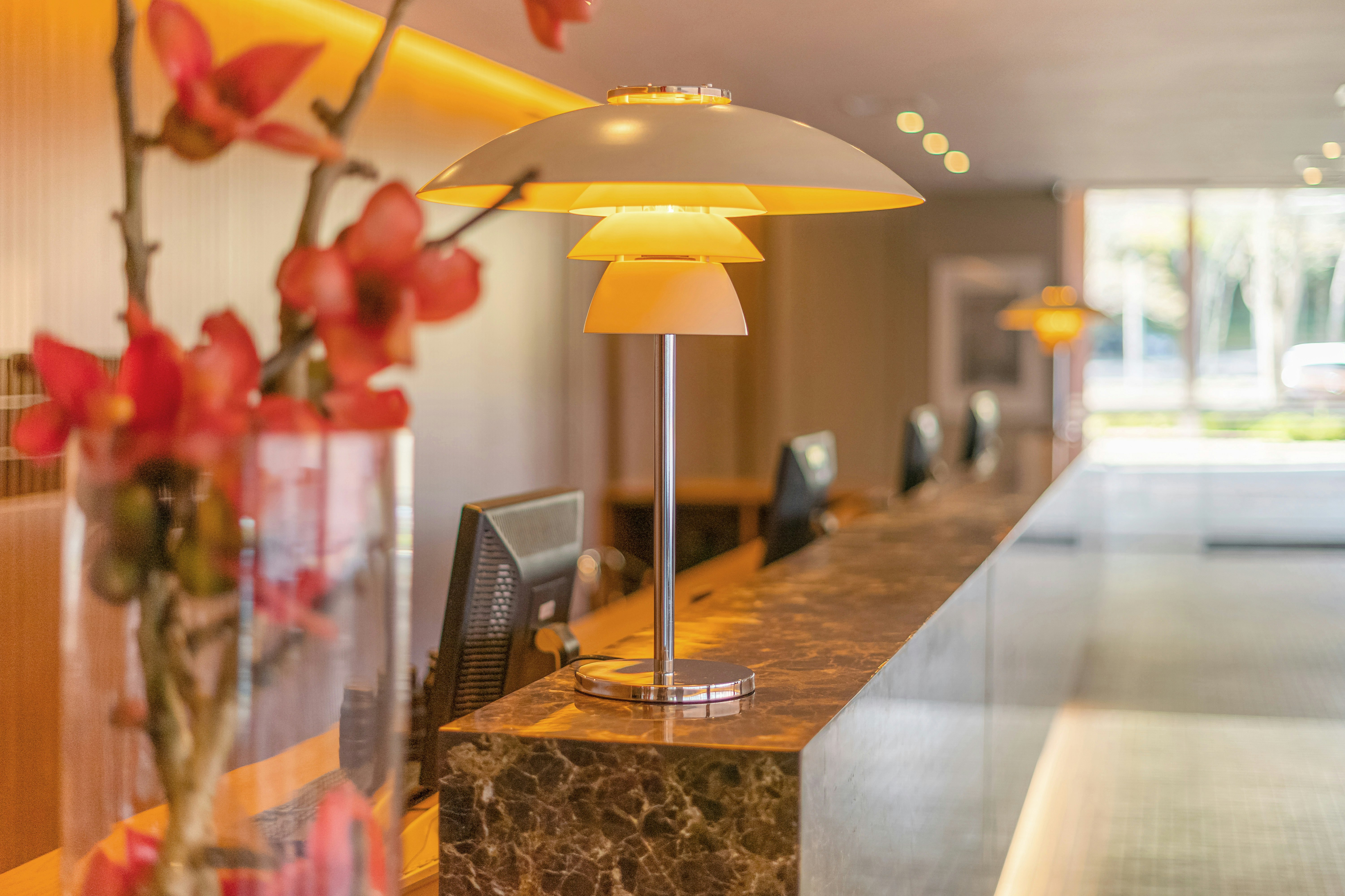 Almenat Embu das Artes, Tapestry Collection by Hilton 13/31