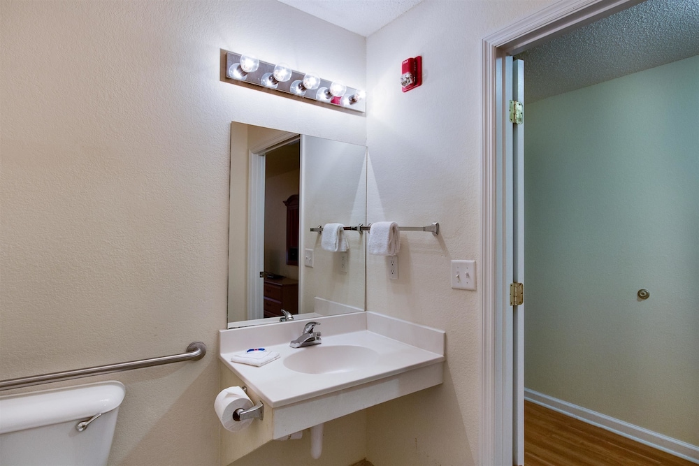 Motel6 Hinesville, GA 13/44