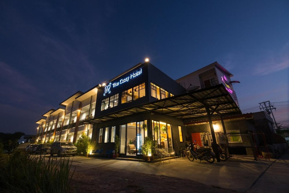 The Cozy Hotel 4/50