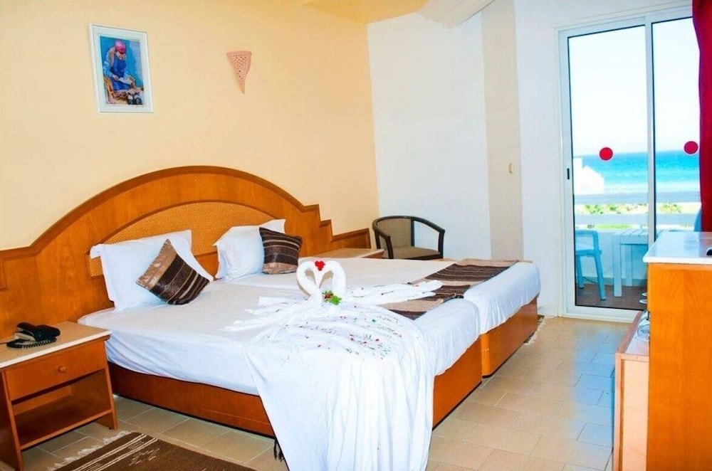 Thapsus Beach Resort 9/48