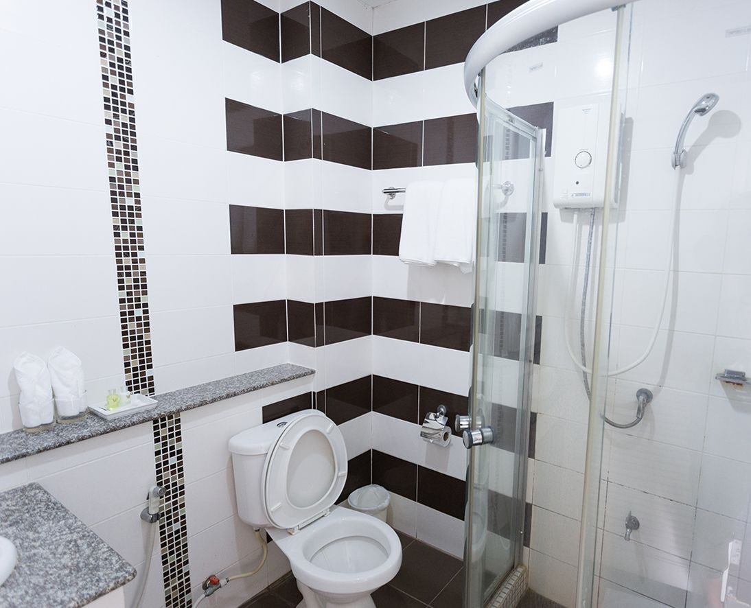 غرفة قياسية بسريرين منفصلين، Baan Phor Phan Hotel 7/8
