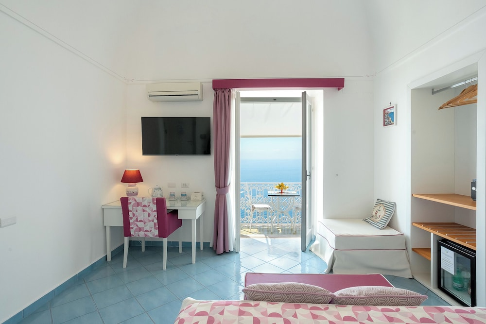 B B Casa Nilde Positano 38/66