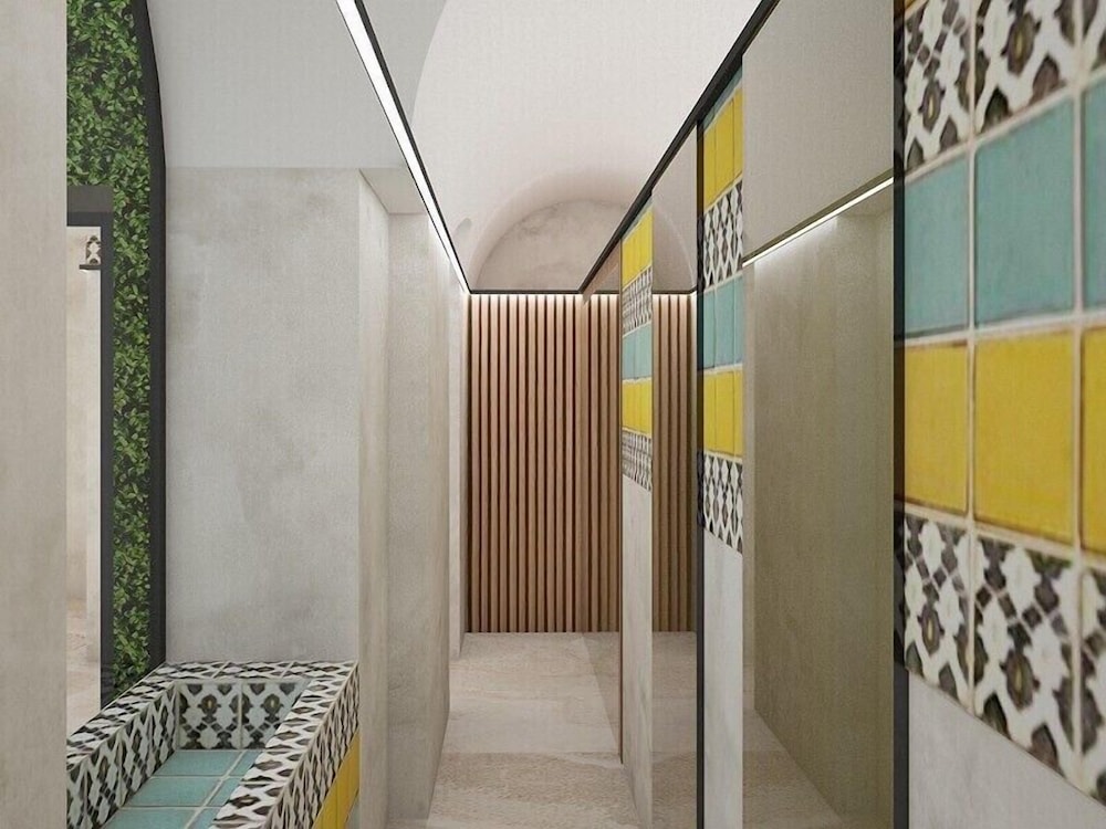 Bellaroto Suite 39/58