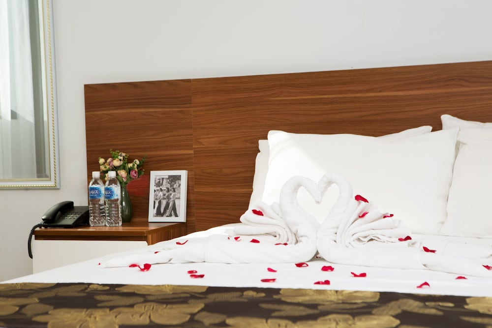 An Hotel 33/66