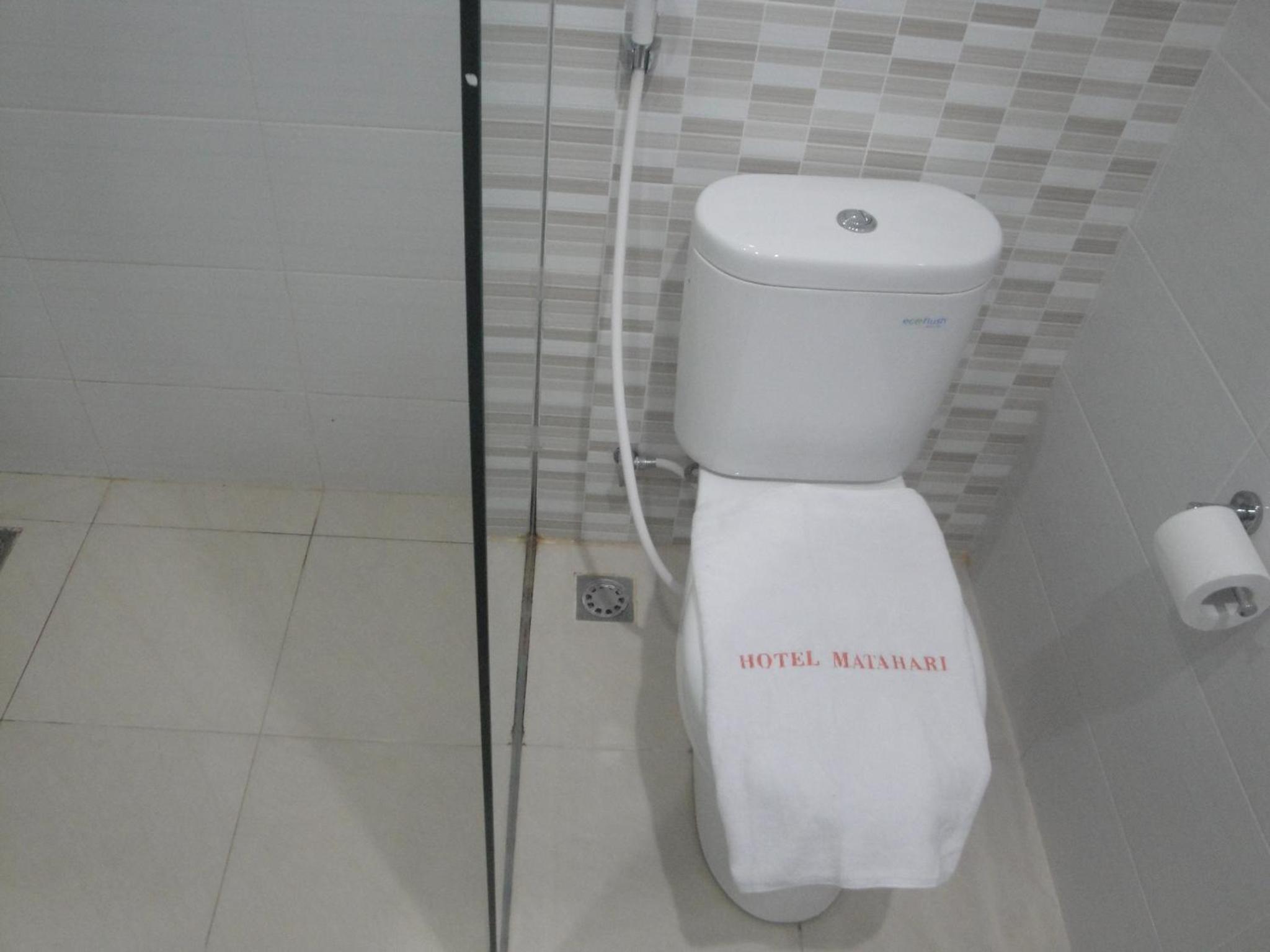 Matahari Hotel 30/32
