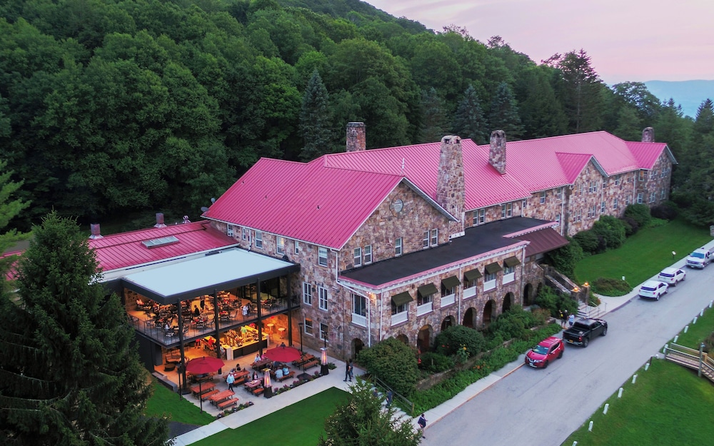 Mountain Lake Lodge 1/17