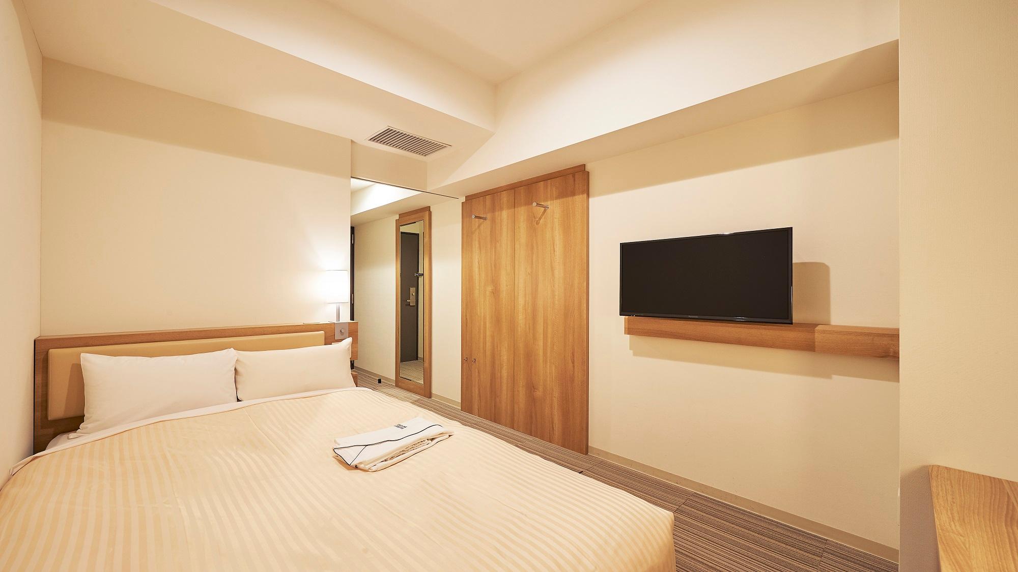 Room, Single, Semi Double Bed