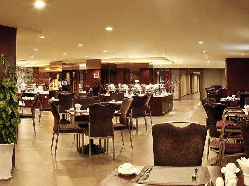 Sovereign International Hotel 22/26