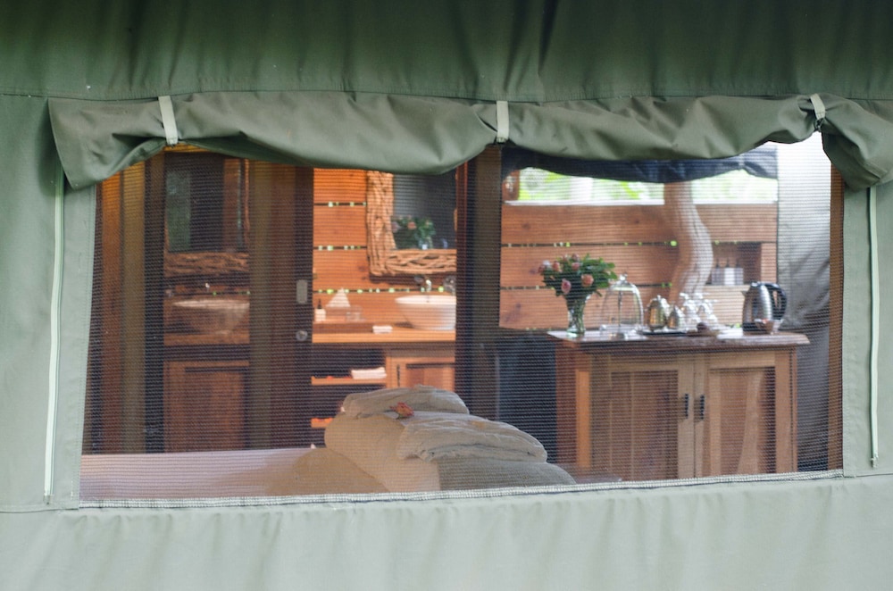 Summerfields Rose Retreat Spa 9/50