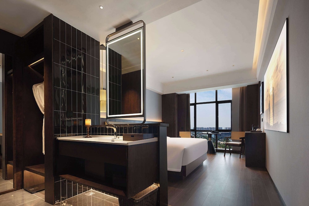 Days Hotel by Wyndham Zhuzhou Shifeng 18/29
