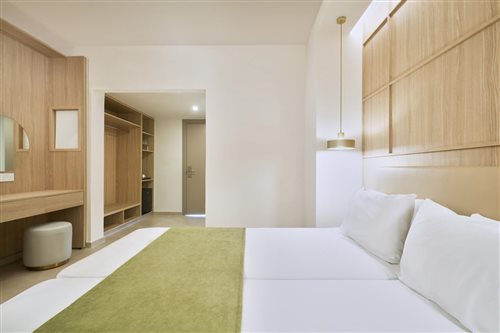 Twin/Double Room - Inland View