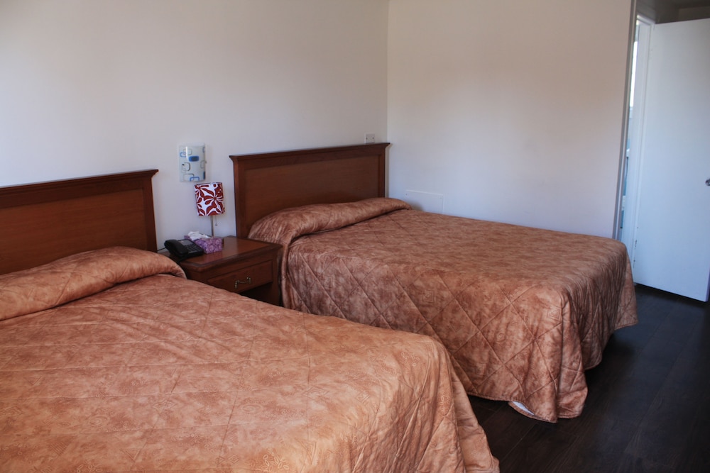 Grand Motel Saint Hubert 16/33