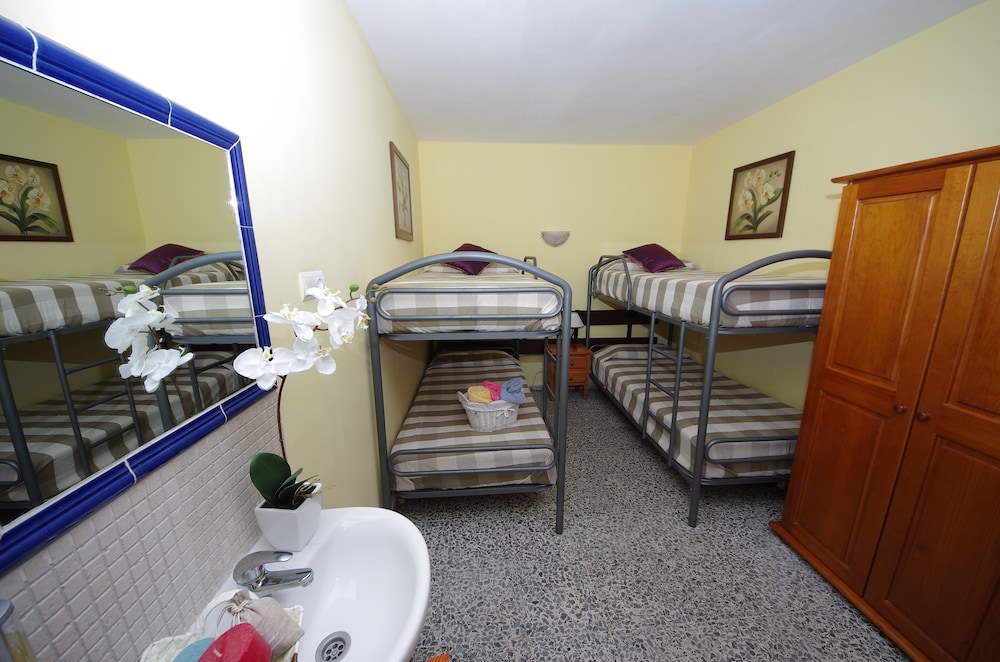 Pension Aduar 23/50