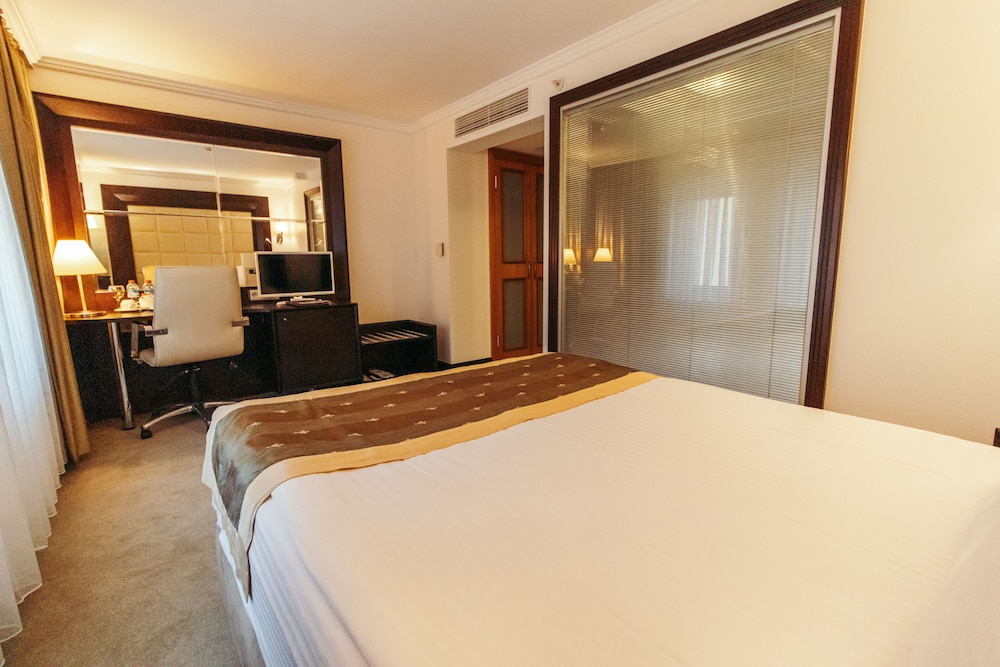 Ck Farabi Hotel 16/65