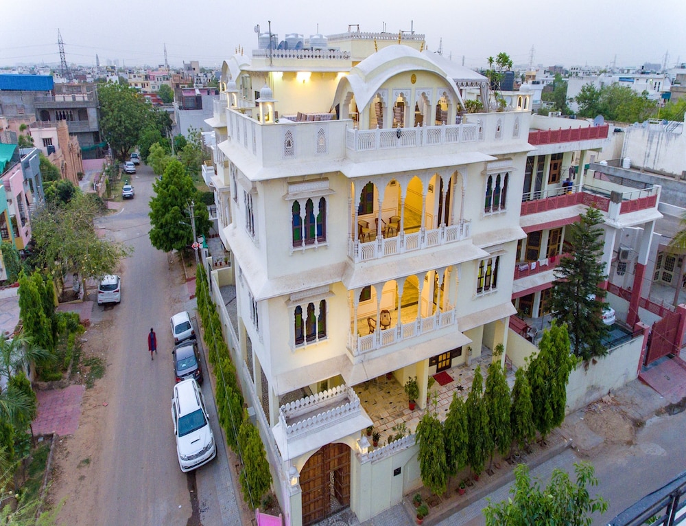 Harsoli Haveli 3/31