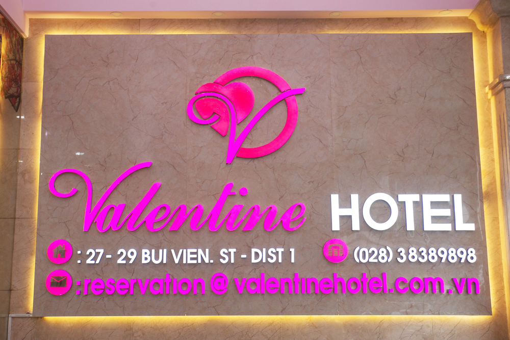 Valentine Hotel 5/50
