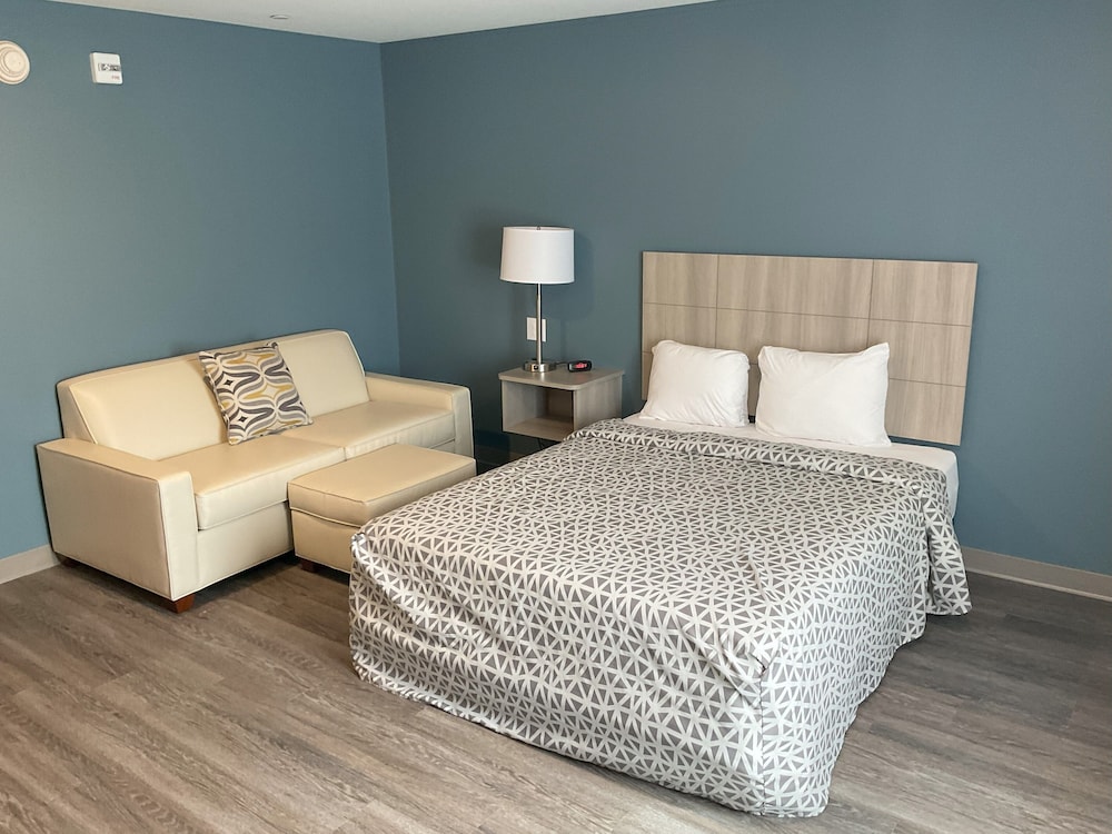 WoodSpring Suites Winston-Salem near Hanes Mall 42/61