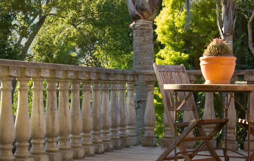 Aziza Guesthouse 16/36