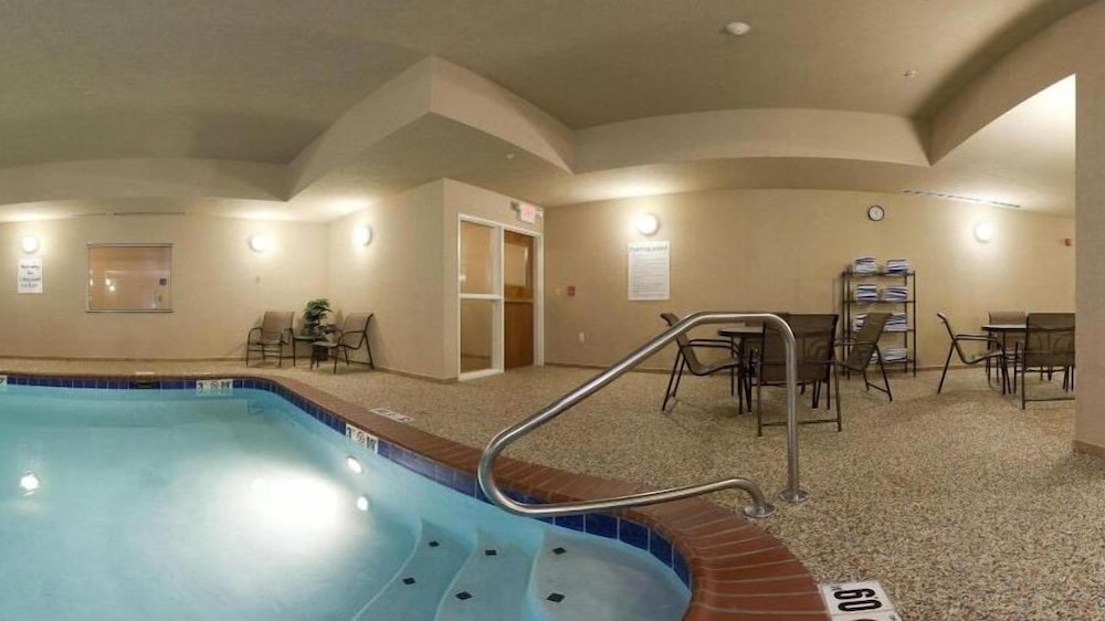 swimming pool spa