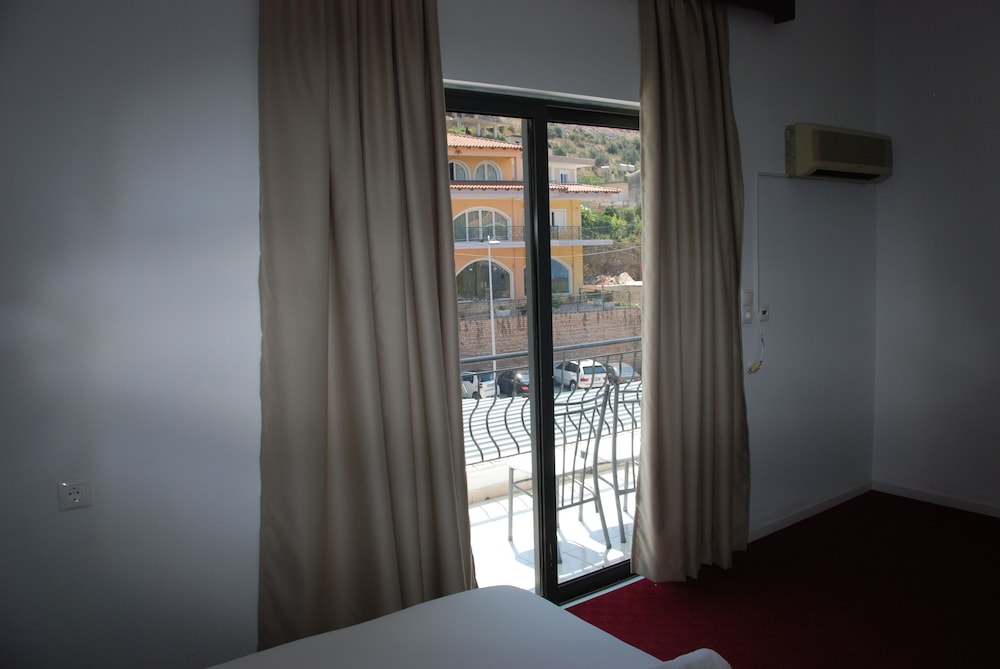 Hotel Freskia 18/34