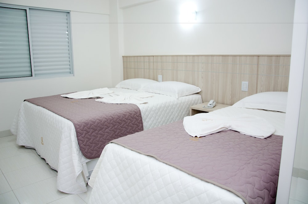 Roari Hotel 16/43
