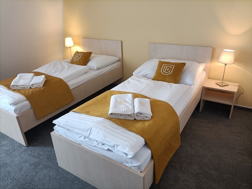 STANDARD, TWIN BEDS
