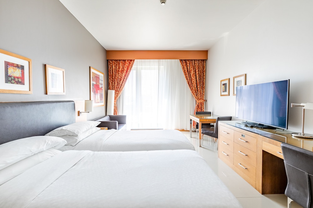 Four Points by Sheraton Bur Dubai 19/57